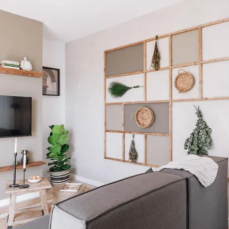 Nerja - 1 Bedroom And Terrace In Sant Gervasi Apartment