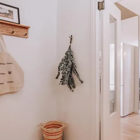 Nerja - 1 Bedroom And Terrace In Sant Gervasi Apartment Barcelona
